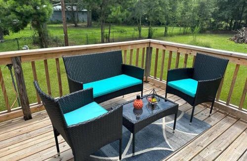 Brunswick House | Discover Papa's Escape: Family & Pet Friendly Getaway