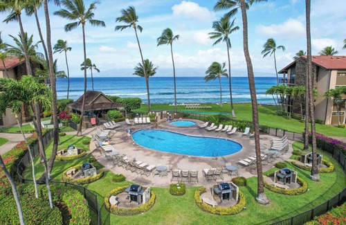 Honokowai Condo | Oceanfront Bliss at Papakea Resort - Rated 10/10 Studio