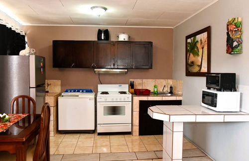 San Ramon Apartment | Discover Papaya Dreams: 4-Star Hotel with Spa & Breakfast