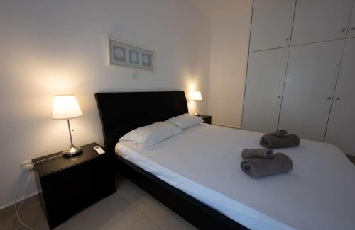 Universal Apartment | Paphos Resort Retreat at Elysia Park with GYM POOL
