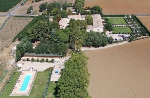 Saint-Just Cottage | Inviting Gîte for 10 with Pool, Spa, and Ocean View