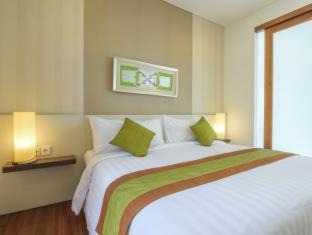 Umalas Villa | Relax at Papillon Umalas Villas: Pool, Spa & Family Friendly