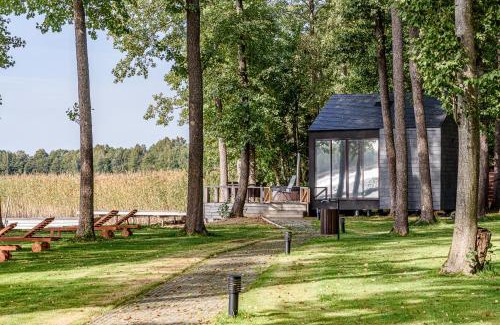 Moletai Villa | Delightful Ocean View Retreat with Private Beach Access