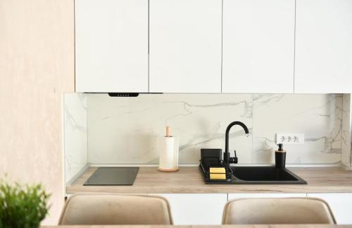 Veternik Apartment | Budget-Friendly Pappy Home: Guest Rated 9.9/10!