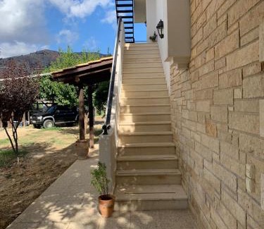 Malevizi Apartment | Papyrise View