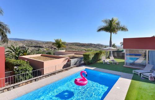 Salobre Villa | Discover Par 4 Blue Star: Oceanfront Retreat for Families