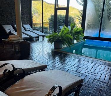 San Martin de los Andes Hotel | Experience Paraíso Casa de Montaña: Guests Rate 9/10!