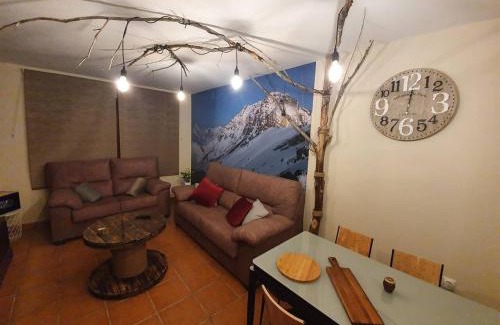Cardano de Abajo Apartment | Discover LA LEYENDA DEL CURAVACAS - Guest Rated 9.6/10