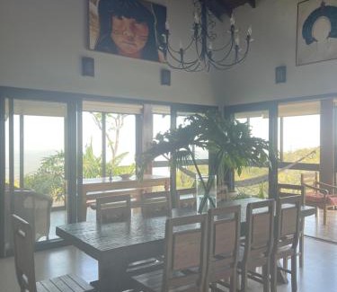 Cuiaba House | Experience Paraíso do Morro dos Ventos: Family-Friendly Getaway