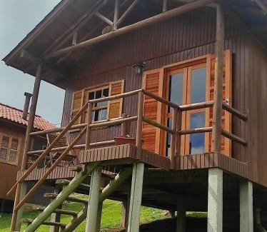 Bom Jardim da Serra Cabin | Inviting Paraíso Dos Cânions: Guest Rated 9/10 & Breakfast