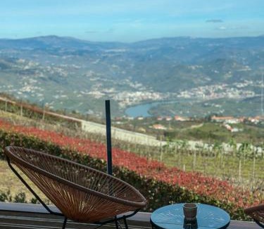 Lamego Cabin | Experience Paraíso Douro AL: Oceanfront Bliss Awaits