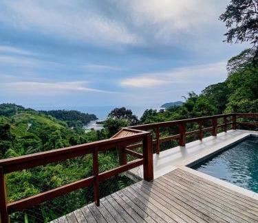Sao Sebastiao House | Relax at Paraiso em Juquehy - Family-Friendly Getaway