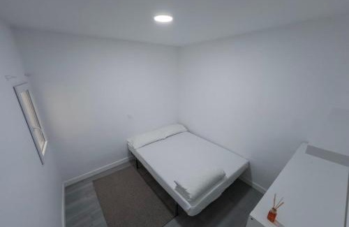 Playa de Arinaga Apartment | Pet-Friendly Paraíso Playa de Arinaga: Family Getaway Awaits