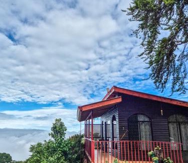 Copey Cabin | Exceptional Stay at Paraíso Quetzal Lodge with Unique Amenities
