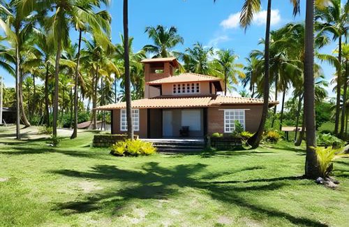 Marau House | Explore Casa Capela Praia de Algodões - Family and Pet Friendly