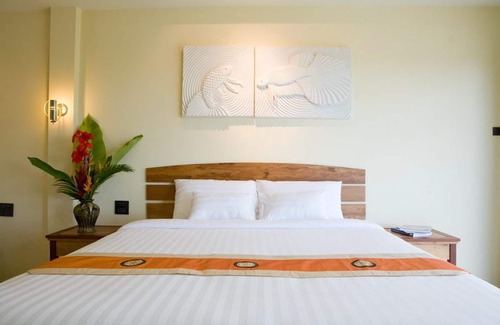 Ko Chang Hotel | Guest Rated 9/10 at Para Resort Koh Chang - Family-Friendly Stay