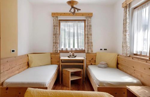 Pedraces Apartment | Family-Friendly Retreat at Paracia App Cir for Memorable Stays