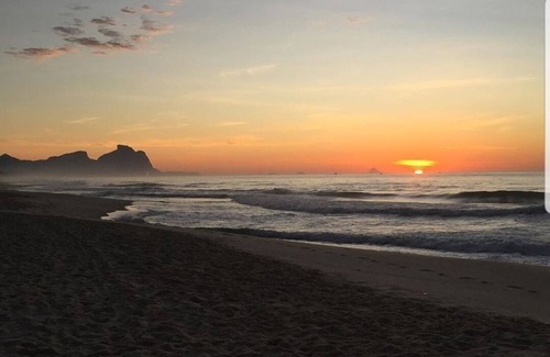 Recreio dos Bandeirantes Apartment | Beachfront Bliss at the Paradise Playground Hotel