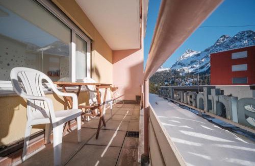 Arosa Apartment | Paradies 212: Pet Friendly Retreat with Pool and Hot Tub