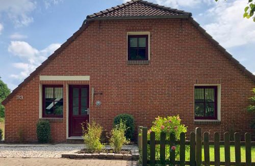 Leer Apartment | Pet & Child Friendly Paradise: Stay at Paradiesje Hotel