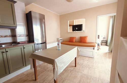 El Grau de Moncofa Apartment | Paradis V - Steps from the Beach with Family-Friendly Amenities