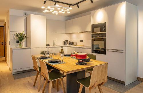 Chamonix City Centre Apartment | Paradisa- Mer de Glace