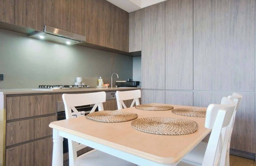 Adelaide Central Business District Apartment | Discover Paradise 2BR Apartment in Rundle Mall