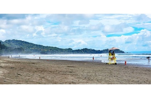 Arenal House | Discover Paradise at Arenal, Guanacaste - Family-Friendly Retreat