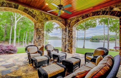 Cedar Cliff House | Experience Lake Chatuge: Beachfront Retreat with Hot Tub