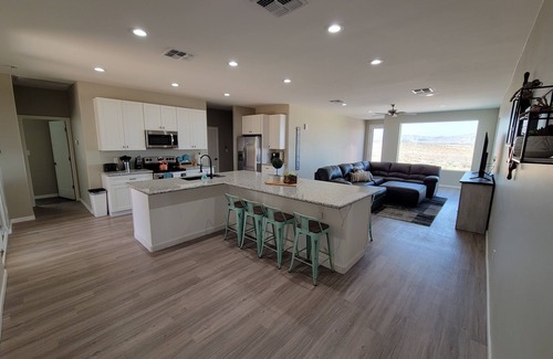 Greenehaven House | Tranquil Retreat at Powell: Home with Lake Views & Spa