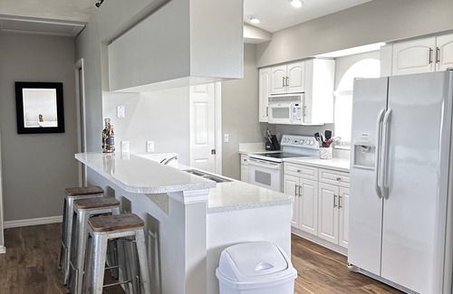 Pine Island Center House | Explore Paradise at Serenity Cove - Family-Friendly Retreat
