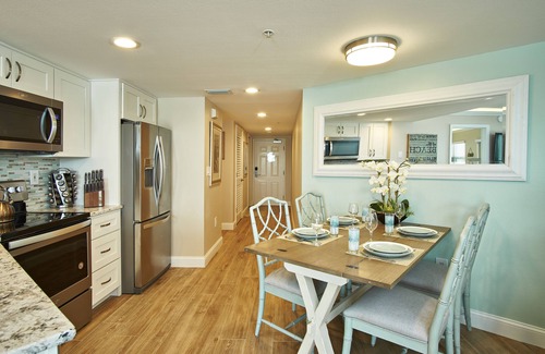 Belle Vista Condo | Escape to St Pete Beach: Ocean View 2 BR Condo Awaits