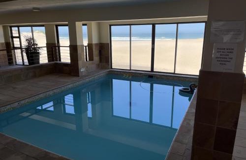 Saint Francis Bay House | Beachfront Paradise Apartment with Ocean View & Private Pool