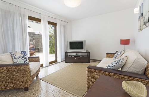 Ponta do Sol Villa | Oceanfront Paradise with Private Pool & Spa in Madeira