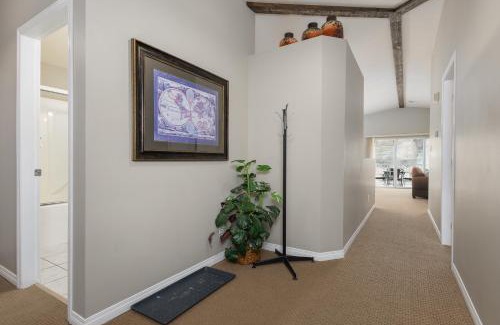 Lethbridge Apartment | Experience Paradise Canyon Golf Resort with Hot Tub & Pool