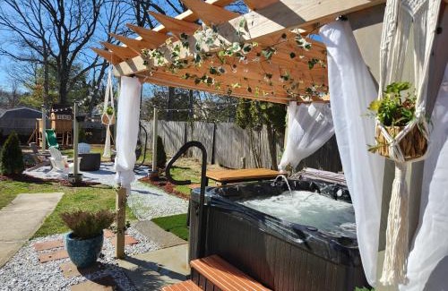Mastic House | Experience Paradise Citadel: Oceanfront Bliss Awaits