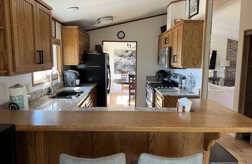 Wofford Heights House | Inviting Paradise Cove Lake House - Guest Rated 10/10