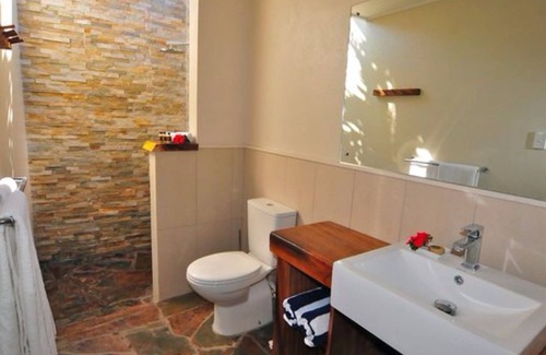 Naukacuvu Island Resort | Discover Paradise Cove Resort: 4-Star Escape with Spa & Pool