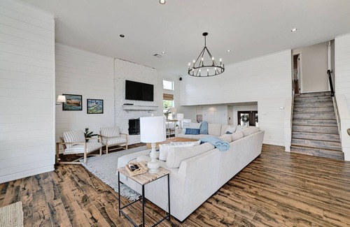 Granite Shoals House | Unforgettable Paradise Cove Retreat with Pool & Lake View