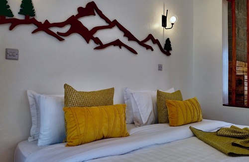 Nyeri Hotel | Paradise Farm Cottages Mbui