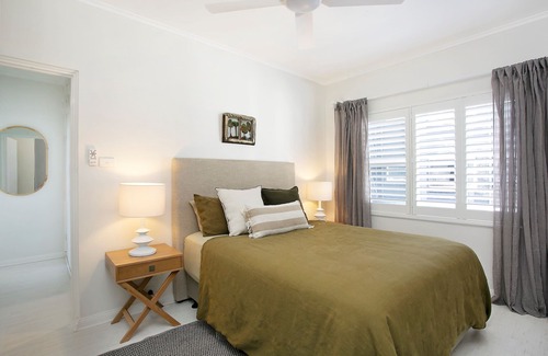 Avalon Beach House | Discover Avalon Beach: Pet-Friendly Paradise Awaits!