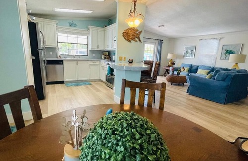 Sexton Cove Estates House | Discover Paradise: Private Pool & Canal Front Retreat