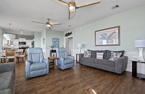 Bermuda Beach House | Unforgettable Oceanfront Beach House with Panoramic Views