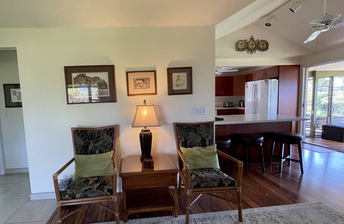 Kaanapali Cottage | Paradise Found: Oceanfront Hawaiian Cottage with Spa & Pool