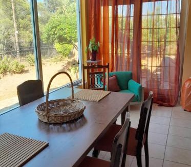 Ormos Agiou Ioannou House | Paradise: Family & Pet-Friendly Retreat with Top Ratings