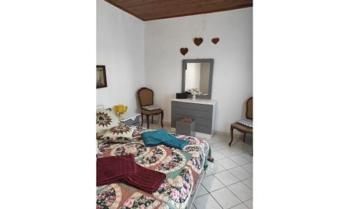 Vrachasi Apartment | Family-Friendly Paradise Home with Pet Amenities