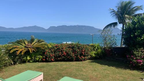 Conceicao de Jacarei Resort | Discover Paradise House: Private Beach & Oceanfront Bliss