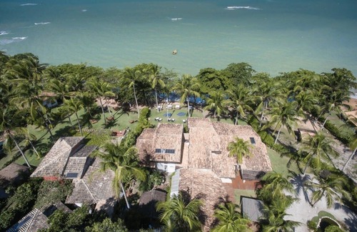 Curuipe Villa | Escape to Paradise in Espelho with Spa & Family Amenities