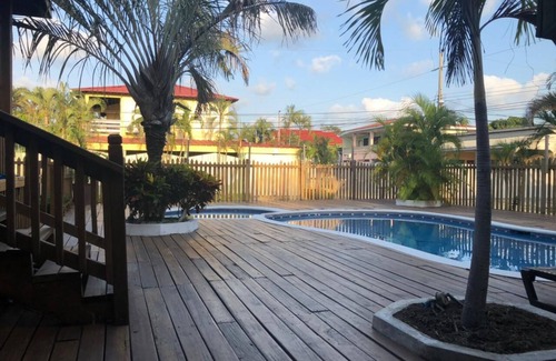 Omoa Villa | Relax in Paradise at Marbella Omoa with Pool & Spa