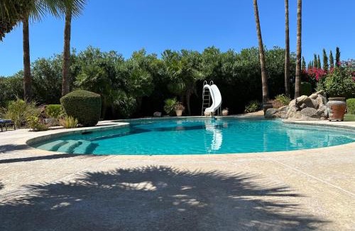 Summit Ridge House | Discover Scottsdale's Pool Oasis with Game Room Awaits